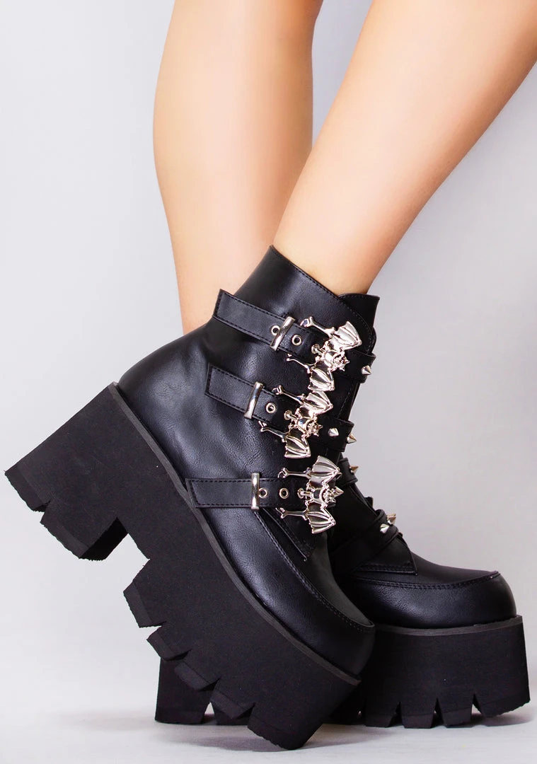 Demonia Bat Out Of Hell Platform Boots Wild Heart 3 Demonia Bat Out Of Hell Platform Boots Wild Heart