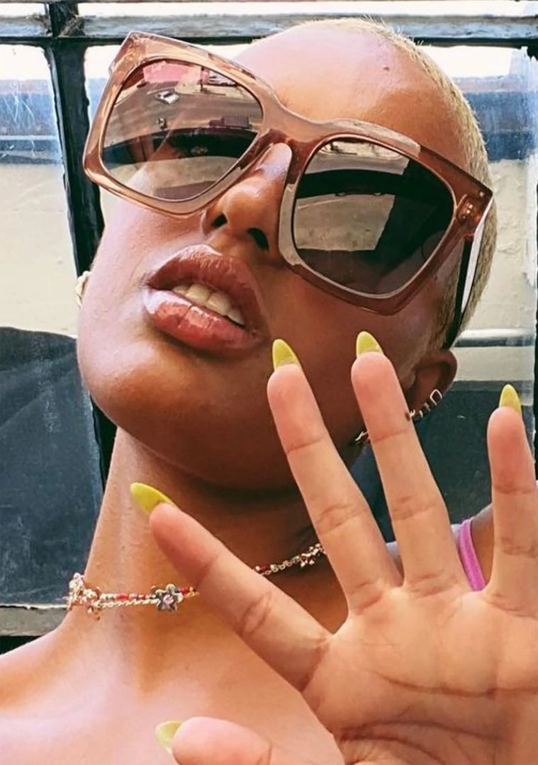 Dime Optics Anonymous Sunglasses In Taupe Crystal/Brown Gradient 4 Dime Optics Anonymous Sunglasses In Taupe Crystal/Brown Gradient