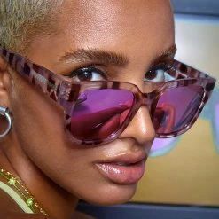 Dime Optics Brea Sunglasses In Light Tortoise/Pink Mirror