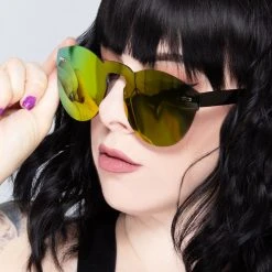 LASR Accessories Gimmie Space Reflective Sunglasses In Orange/Green Mirror