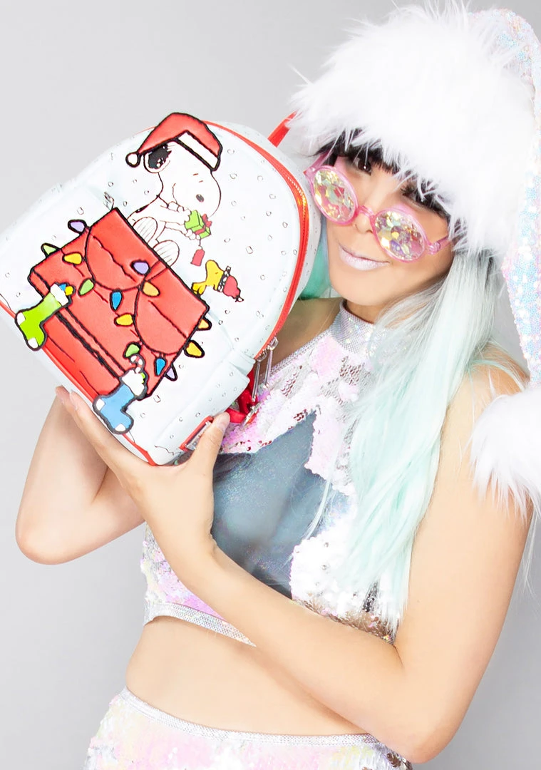 Loungefly The Great Fantastic X Peanuts Snoopy & Woodstock Gift Giving Mini Backpack 3 Loungefly The Great Fantastic X Peanuts Snoopy & Woodstock Gift Giving Mini Backpack