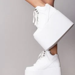 Y.R.U. Qozmo Sky Hi Platform Sneakers